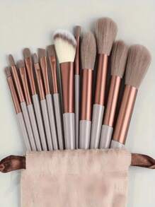 18Pcs Makeup Brush Set,Including 5pcs Black Triangle Shaped Powder Puff Set For Loose Powder, With Crystal Velvet Short Hair, Soft And Adhesive,With 13Pcs Makeup Brush Set Soft Fluffy Professional Cosmetic Foundation Powder Eyeshadow Blending Make Up Brush Beauty Tool With Bag Makeup Sponge Beauty Gift For Makeup Beginner Brown Random Color,Set For Travel, Travel Goods, Vacation, Beach
