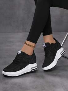 女式休闲隐形坡跟运动鞋，网眼鞋面系带舒适运动鞋，尺码 35-42