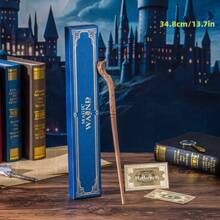 Warner Bros 1 Pieza Juego de Varita de Harry Potter - Varita de Hermione, Varita fabricada con resina finamente detallada con un núcleo de acero en su interior, perfecta para disfraces de Halloween, actuaciones en el escenario, cosplay y juegos de roles. Presentada en una caja de regalo de lujo con estampado de lámina azul, incluye un boleto de "Correo Lechuza" con estampado de lámina de ida y vuelta. Un artículo de coleccionista ideal y un regalo pensativo.