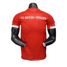 Jersey Bayer Munich Local 2025-26 / Rojo - Rojo y blanco - Ver 2