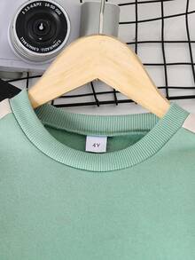 Toddler Letter Graphic Print Warm Crew Neck Sweatshirt And Pants Set - Green - View 2