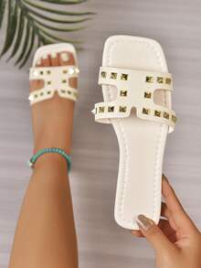 女士夏季时尚铆钉镶嵌H型朋克方头平底户外室内休闲舒适透气轻便基本款沙滩凉鞋