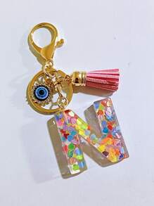 1 pieza Llavero con inicial de alfabeto, llavero de pompón de peluche lindo, accesorio colgante para bolso, mochila, coche, mujer y niña. Llavero de resina con lentejuelas, accesorios para billetera y bolso, llavero con borlas, inicial de alfabeto de la A a la Y, accesorios para coche, ideas de regalo de Navidad gótico y Y2K