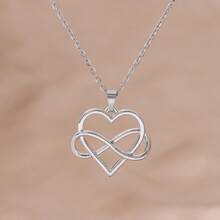 1 件欧美高端水钻镶嵌 8 字形心形吊坠项链女士