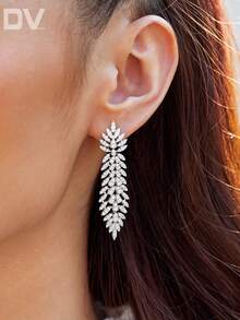 DV JEWELRY 1對人造鋯石鍍白金豪華吊墜耳環，女性時尚珠寶套裝，適用於約會、婚禮、禮物、聚會和週年慶祝，附送禮盒 - 銀色 - 查看 5