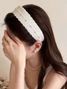 2条装女士法式优雅柔美百搭波西米亚风蕾丝仿珍珠宽发箍，适合日常佩戴，也适合居家、学校、海滩、办公室、派对、节日、生日、返校、新年、情人节、母亲节、婚礼、音乐节、毕业典礼、暑假等场合。可作为沙滩配饰、发饰、发带、发箍等，是女士头饰的理想之选。 - 彩色 - 查看 4