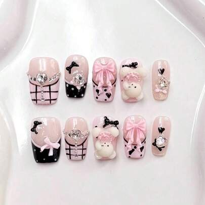 10片装短款棺材形手工按压式美甲贴片，适合派对和日常佩戴，粉色，粉色蝴蝶结，气球熊图案，短款美甲，易于佩戴。10片装Y2K风格手工按压式美甲贴片，闪亮亮片，夏季美甲，适合女孩和女士参加节日派对和日常佩戴。附尺寸图，购买前您可以选择更合适的尺寸，避免买错尺寸。夏季美甲用品，手工按压式美甲贴片。