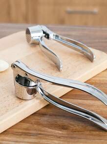 1 pieza Prensa de ajo de acero inoxidable, Picador de ajo manual, Picador de jengibre, Utensilio de cocina, Herramienta picadora de ajo profesional resistente a la oxidación, Fácil de exprimir, Fácil de limpiar, Herramientas para frutas y verduras, Artículos de cocina, Artículos del hogar imprescindibles, Herramientas de cocina creativas, Adecuado para hoteles, restaurantes, utensilios de cocina y herramientas para especias y condimentos, Accesorios de cocina de color y estilo aleatorio