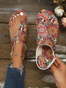 New Ladies Flat Shoes, Elegant Ladies Printed Casual Slippers, Fashion Beach Sandals, Slip Resistant Comfortable Bohemian Style