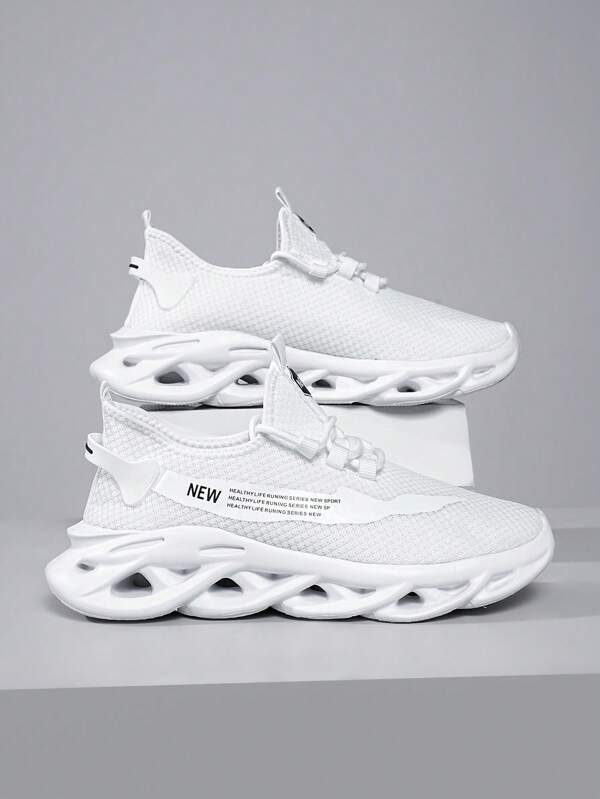 Tênis de malha branca que marcam para adolescentes - leves, confortáveis, perfeitos para um estilo de vida ativo