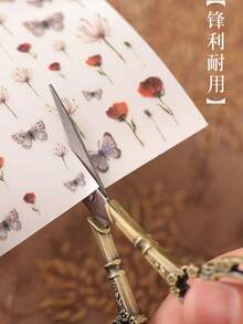 1 件不锈钢镂空梅花图案迷你剪刀，复古风格，适合刺绣、茶道