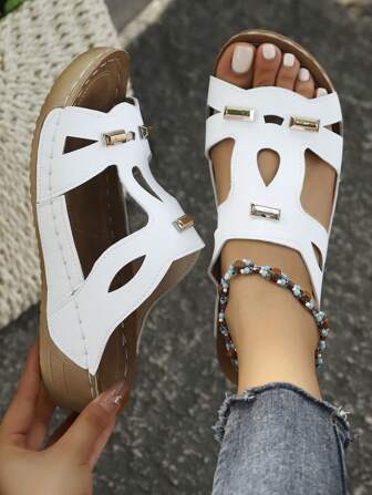 Women's Geometric Pattern Bohemian Beach Holiday Fashion Hollow Rivet Decor Thick Bottom Wedge Sandals, Suitable For Beach, Wedding Party, Holiday, Summer Casual