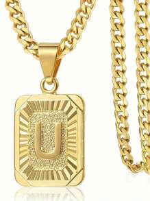 1 款定制字母方形吊坠项链，简约时尚的珠宝设计，专为男士打造的个性化项链。非常适合送给男朋友或父亲，适合节日、聚会和周年纪念等场合。采用镀金铜材质打造，散发奢华质感。 - 彩色 - 查看 13