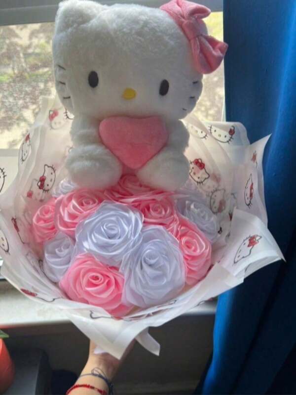 Sanrio 20 Stücke brandneues Geschenkpapier für Blumensträuße, wasserfestes, halbtransparentes Verpackungspapier mit magischem Rand, Geschenkset für Katzenköpfe, elegante Form, exquisites Design, geeignet für Party- und Festivalgeschenkverpackung, Blumenstraußverpackungen, für alle Jahreszeiten geeignet, Halbtransparentes mattes Geschenkverpackungspapier aus Blumenmagischen Kanten