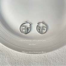 1 Pair Premium Letter F Hoop Earrings, Elegant Niche Design Personalized Versatile Fashion Earrings - Letter F Earrings - View 6