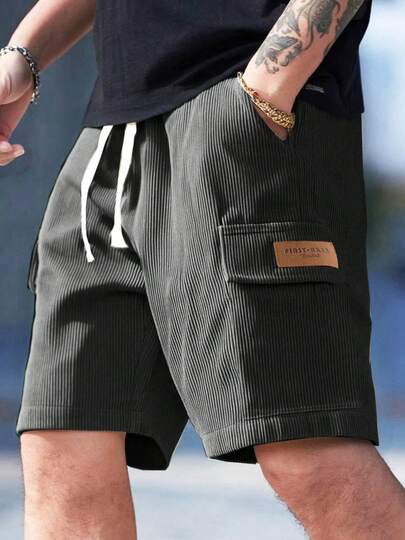 男士时尚经典灯芯绒工装短裤，多口袋设计，带皮革贴片、抽绳和撞色，适合日常休闲、通勤、街头风格，新夏季系列