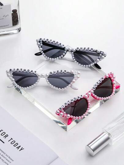 4 件套生日女王女孩眼镜 - 心形生日珍珠太阳镜，适合有趣的生日快乐礼物配饰派对礼物生日装饰，黑色、白色和粉色