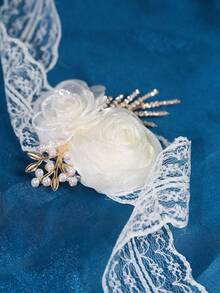 1pc Valentine's Rose Wrist Corsage, Gift, Wedding Decoration, Bridal And Bridesmaids Accessory, Wedding Birthday Party