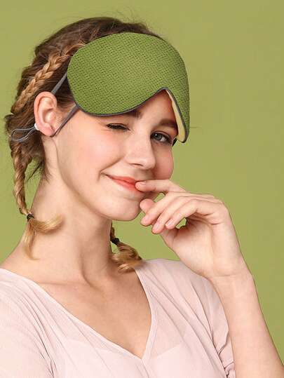 1 件装双面睡眠眼罩，遮光眼罩，冷暖两用。双面遮光可调节尺寸，透气眼罩，男女通用