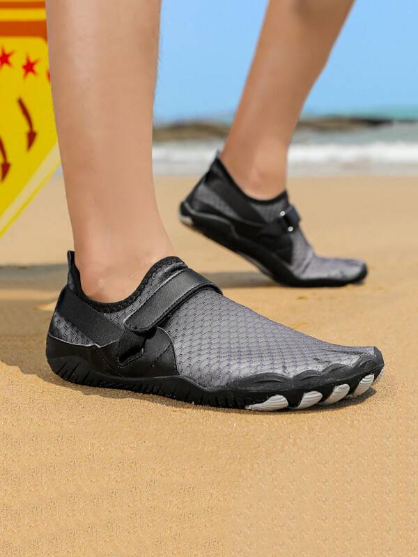 Youth Boys' Summer Water Shoes, Swimming Shoes, Outdoor Wading Shoes, Non-Slip Rubber Sole Breathable Mesh Fabric Quick-Dry Beach Shoes, Suitable For Swimming, Rock Pooling, Running, Skipping, Fitness, Wading