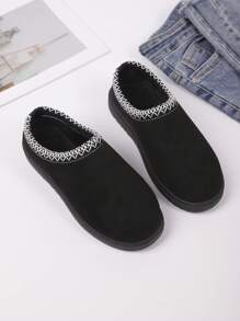 1 Pair Teenage Girls' Solid Color Fashion Low-Top Snow Boots, Thick Warm Lined Indoor Outdoor Slippers, Comfortable And Convenient