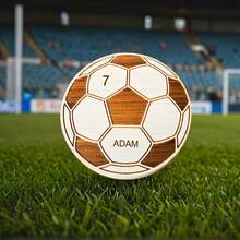 [定制] 个性化装饰，1 件，足球杯垫，足球迷礼物，刻上您自己的号码和名字，支持自定义名称和号码，运动装饰，木制工艺品