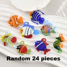 1/3/6/12/24/48 piezas Peces tropicales de dibujos animados, artesanía de vidrio fundido, colgante DIY para collar, ropa, decoración colgante, accesorios, decoración del hogar y festividades
