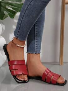 New Comfortable Minimalist Plus Size Women Open Toe Hollow Flat Slip On Sandals, Casual Fashion Outdoor Beach Vacation Summer Shoes