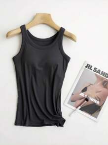 Canotta minimalista comoda per donna, aderente e sexy con reggiseno imbottito