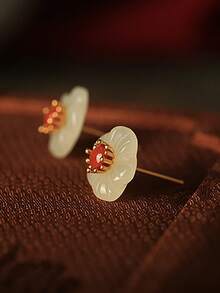 1pc Natural Hetian Jade, Carnelian, Gold-Plated Plum Blossom Stud Earrings, Chinese Style Camellia Flower Earrings Suitable For Women, Daily, Banquet, Party, Holiday Gift - Red - View 3