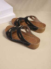 女士新款夏季露趾凉鞋，厚底，一脚蹬，圆头，露趾，腰线设计，黑白 Bic，多功能，可户外穿着的沙滩凉鞋。 - 黑色 - 查看 6