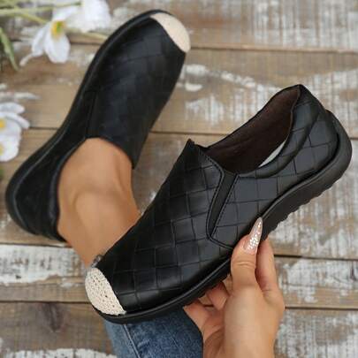 Plus Size Women's Flat Casual Loafers, Rhombus Patterned Slip-On Soft Sole Low-Top Shoes, Solid Color Minimalist Design