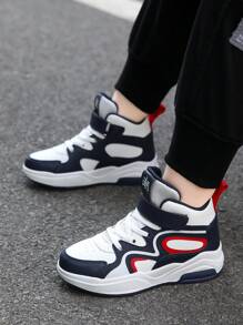 Sneaker di mezza altezza in pelle per ragazzi/giovani, scarpe da ginnastica con lacci stile moda semplice bassa, casual, classiche, versatili, adatte per la primavera e l'autunno