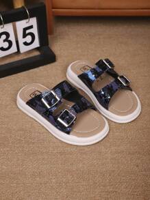 1 Pair Children's Fashionable Soft Thick-Soled Glossy Flat Slide Sandals, Suitable For Home, Beach, Vacation And Outdoor Play In Summer