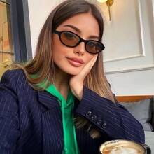 1 件女士椭圆形时尚眼镜，PC 镜框，适合驾驶、旅行、度假和休闲佩戴椭圆形太阳镜