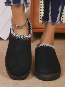 1 Pair Teenage Girls' Solid Color Fashion Low-Top Snow Boots, Thick Warm Lined Indoor Outdoor Slippers, Comfortable And Convenient