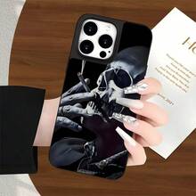 Smoking Skull Design Art Element-Design Phone Case, Suitable For IPhone Models 16, 15, 14 Pro Max, 13, 12, 11, XR, XS Plus Phone Cases, Made Of TPU Silicone Material, Providing Shock And - 黑色 - 查看 2