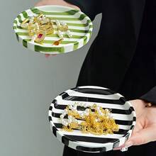 1 حبة طبق سيراميك للمجوهرات ،طبق سيراميك أنيق وأنيق بخطوط رأسية ، مثالي لتنظيم الأقراط والخواتم والقلائد ، هدية مثالية للنساء ، ديكور منزلي ومنظم تخزين للنساء ، ضروريات السفر ، عودة إلى أغراض التخزين بالجامعة اليوم الوطني سعودي توزيعات العودة الى المدرسة