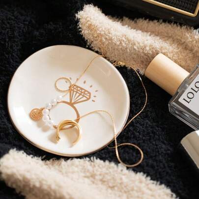 صينية مجوهرات صغيرة للنساء ، هدايا للأم والأزواج ، صحن خزفي لحفظ الخواتم والمجوهرات "السيدة", طبق خطوبة وزواج للمجوهرات الصغيرة، صينية للحمام لتنظيم الأقراط والمفاتيح والتخزين للنساء، ضروريات السفر ولاستخدام في الجامعة اليوم الوطني سعودي توزيعات العودة الى المدرسة