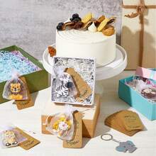 Juego de 6 piezas, llaveros de animales de la selva lindos, recuerdos de fiesta con tema de zoológico, llaveros de animales salvajes con etiquetas de papel marrón y bolsas de gasa blanca, juego completo de 18 piezas (6 llaveros, 6 tarjetas de agradecimiento, 6 bolsas de regalo), adecuado para baby shower, decoraciones de fiesta de cumpleaños, regalos, decoraciones de fiesta familiar con tema de animales de la selva, llaveros de león, jirafa, elefante, decoración de fiesta con tema de animales salvajes. - Multicolor - Ver 6