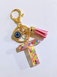 1 pieza Llavero con inicial de alfabeto, llavero de pompón de peluche lindo, accesorio colgante para bolso, mochila, coche, mujer y niña. Llavero de resina con lentejuelas, accesorios para billetera y bolso, llavero con borlas, inicial de alfabeto de la A a la Y, accesorios para coche, ideas de regalo de Navidad gótico y Y2K