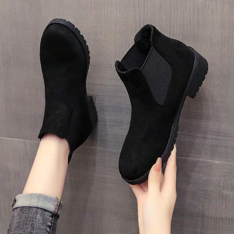 2025秋冬新款女式切尔西靴，时尚百搭平底套穿户外靴，黑色，西部切尔西风格平底鞋