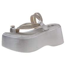 Women Athletic & Outdoor Sandals & Slides - 白色 - 查看 7