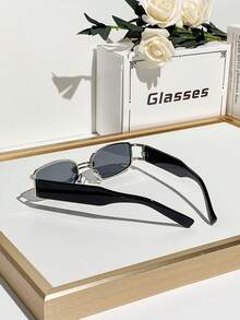 1 Paar Damen Metall Quadratisch Schmal Rahmen Retro Hip-Hop Koreanischer Stil Vielseitige Mode Brille, geeignet für den täglichen Gebrauch, Urlaub, Sonnenschutz, Hochzeitssaison - Damen - Silber - Übersicht 5