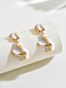 1 Pair Vintage Asymmetrical Chic Glazed Cow Print Lightweight Luxury Geometric Earrings
