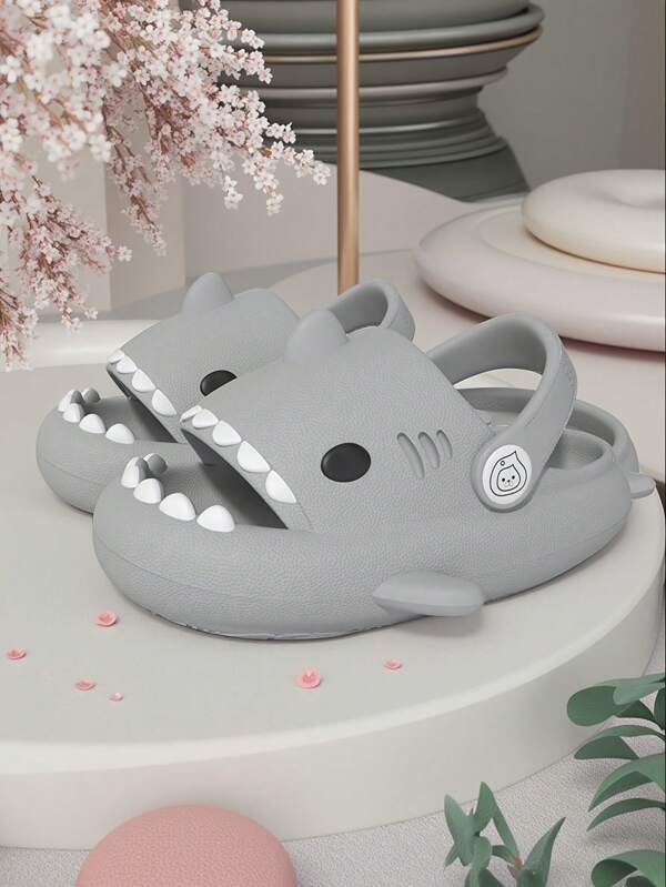 1pc Kids Casual Slippers, Comfortable Indoor/Outdoor Wear, Cartoon Shark Design, Anti-Slip, EVA Material