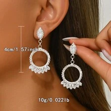 1 Par de Pendientes Colgantes de Círculo Hueco con Rhinestone de Estilo Geométrico Exagerado Europeo y Americano, Adecuados para Eventos Formales