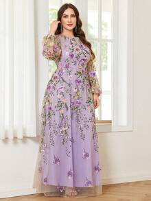 Plus Size Women Embroidered Lace Long Sleeve Dress, Luxurious