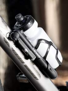 TOSUOD 便携式迷你自行车气泵 - 轻巧紧凑的手动充气泵，带压力表，高压充气，符合人体工程学的手柄和便携式夹子，适用于公路自行车、山地自行车和混合动力自行车，便携式自行车气泵，户外骑行装备，时尚圆柱形设计，经久耐用 - 黑色 - 查看 11