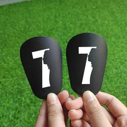 1 双男女通用足球装备，适合各种户外运动、骑自行车、足球、情人节礼物